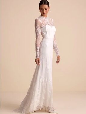 Lulu's White Lace Long-Sleeve, Backless Wedding Dress